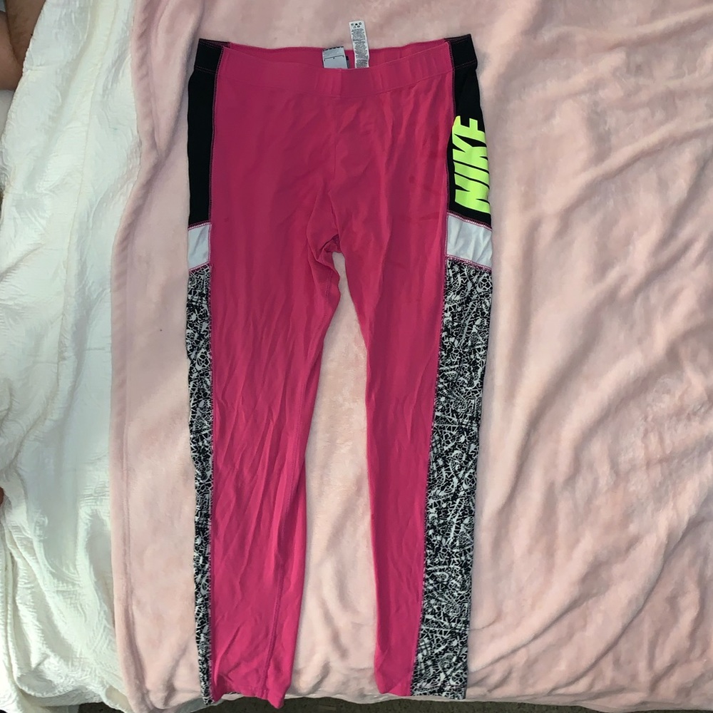 Nike leggings